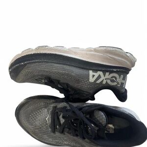 HOKA one trainers